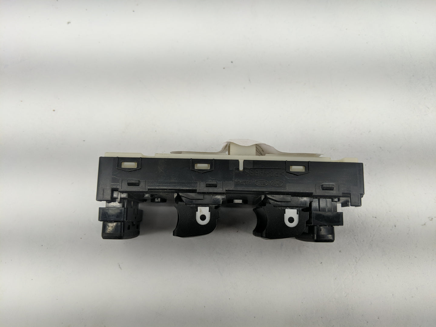 2022 Hyundai Tucson Master Power Window Switch Replacement Driver Side Left Fits OEM Used Auto Parts - Oemusedautoparts1.com