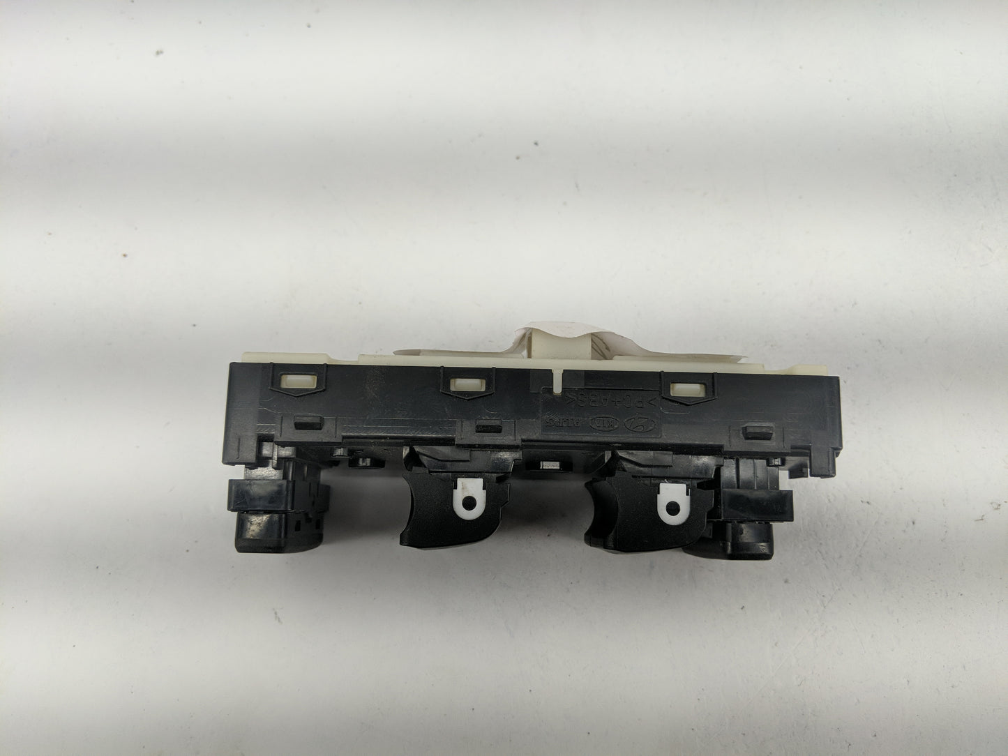 2022 Hyundai Tucson Master Power Window Switch Replacement Driver Side Left Fits OEM Used Auto Parts - Oemusedautoparts1.com