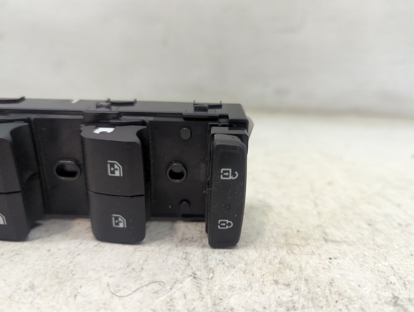 2022 Hyundai Tucson Master Power Window Switch Replacement Driver Side Left Fits OEM Used Auto Parts - Oemusedautoparts1.com