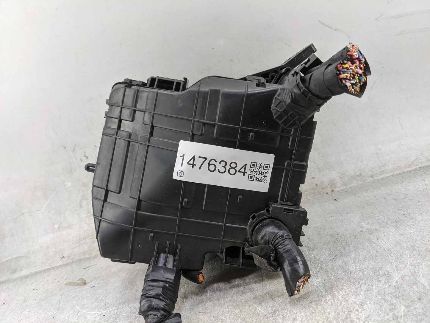 2022 Hyundai Tucson Fusebox Fuse Box Panel Relay Module P/N:919A5-N9000 2103302206 Fits OEM Used Auto Parts - Oemusedautopar