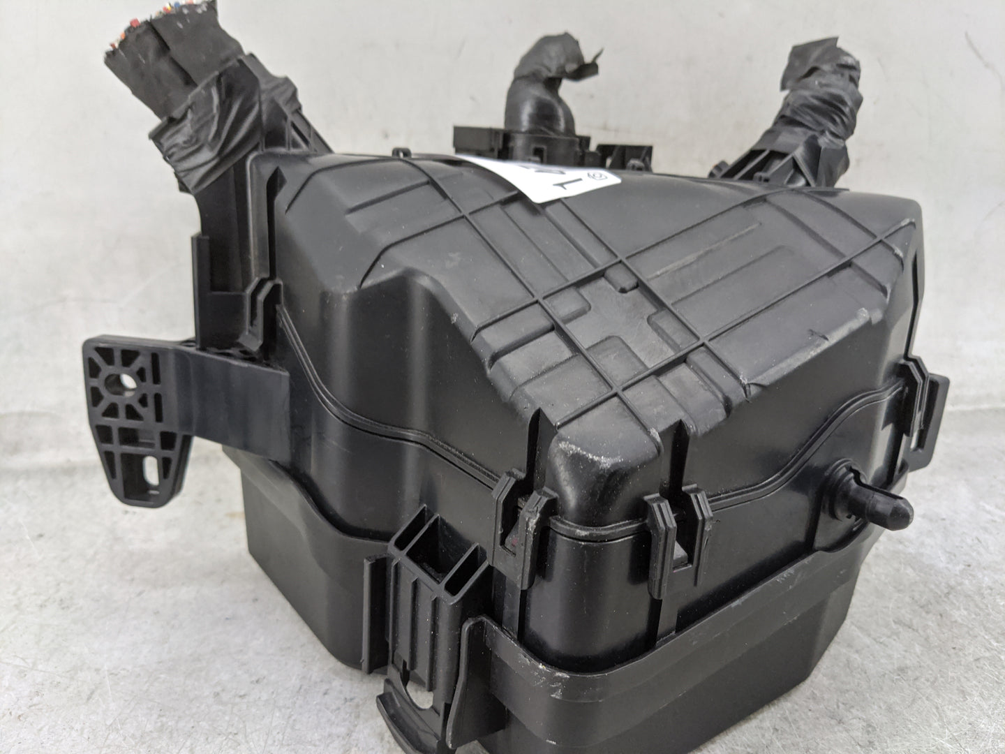 2022 Hyundai Tucson Fusebox Fuse Box Panel Relay Module P/N:919A5-N9000 2103302206 Fits OEM Used Auto Parts - Oemusedautopar