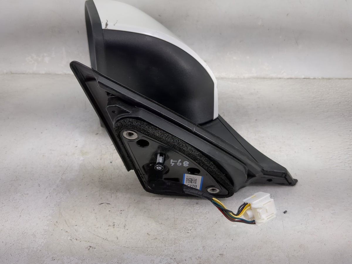 2022 Hyundai Tucson Driver Side View Mirror - Left Door Mirror OEM Used - Oemusedautoparts1.com
