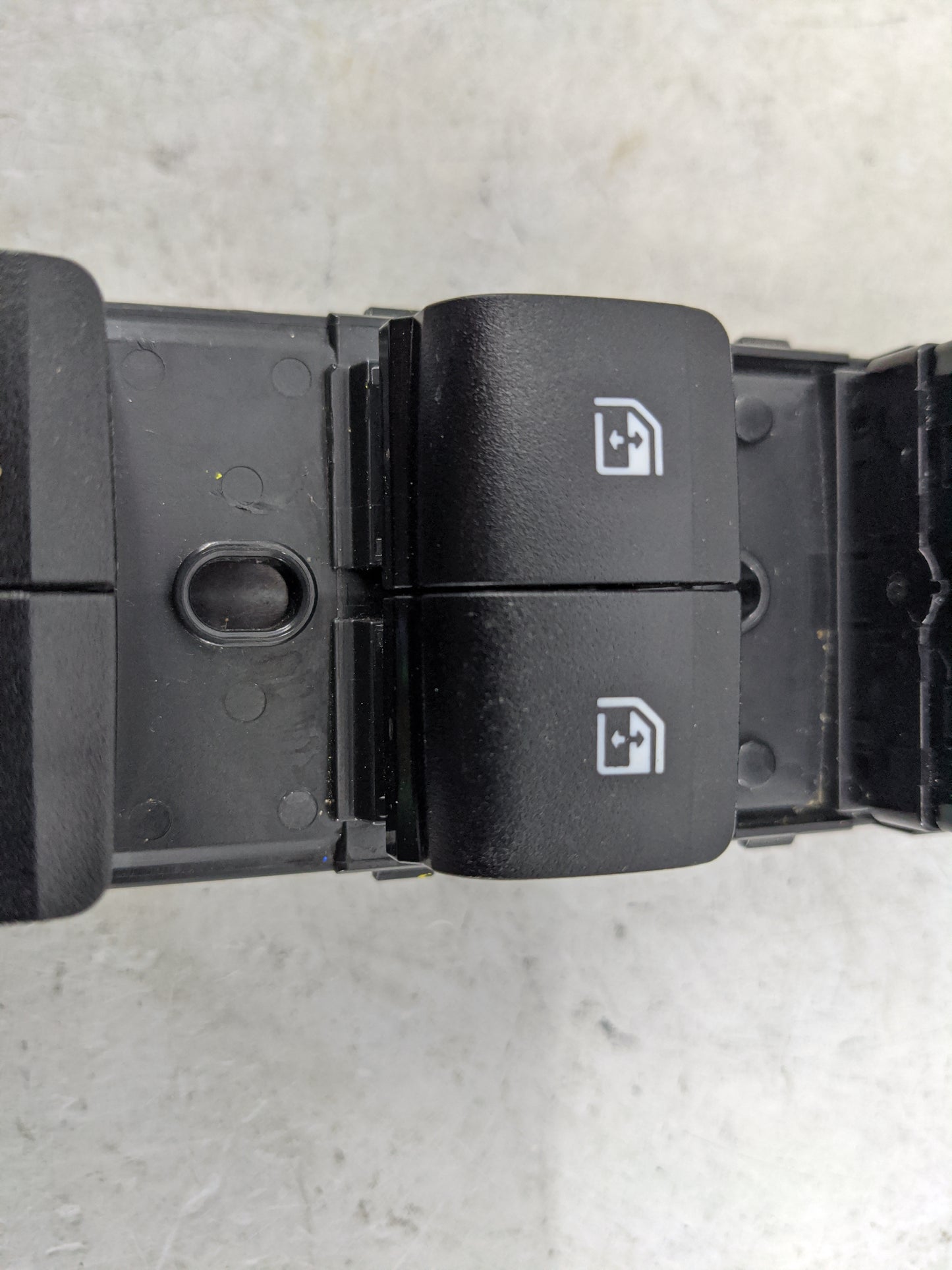 2022 Hyundai Tucson Master Power Window Switch Replacement Driver Side Left P/N:93571-N9300 4X Fits OEM Used Auto Parts - Oe