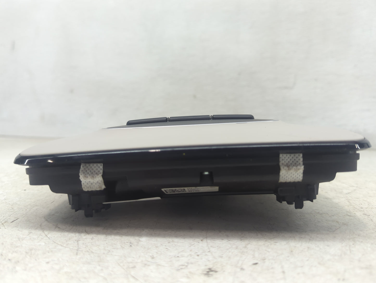 2022-2022 Hyundai Tucson Overhead Console W/rear Climate Control 1482771 - Oemusedautoparts1.com