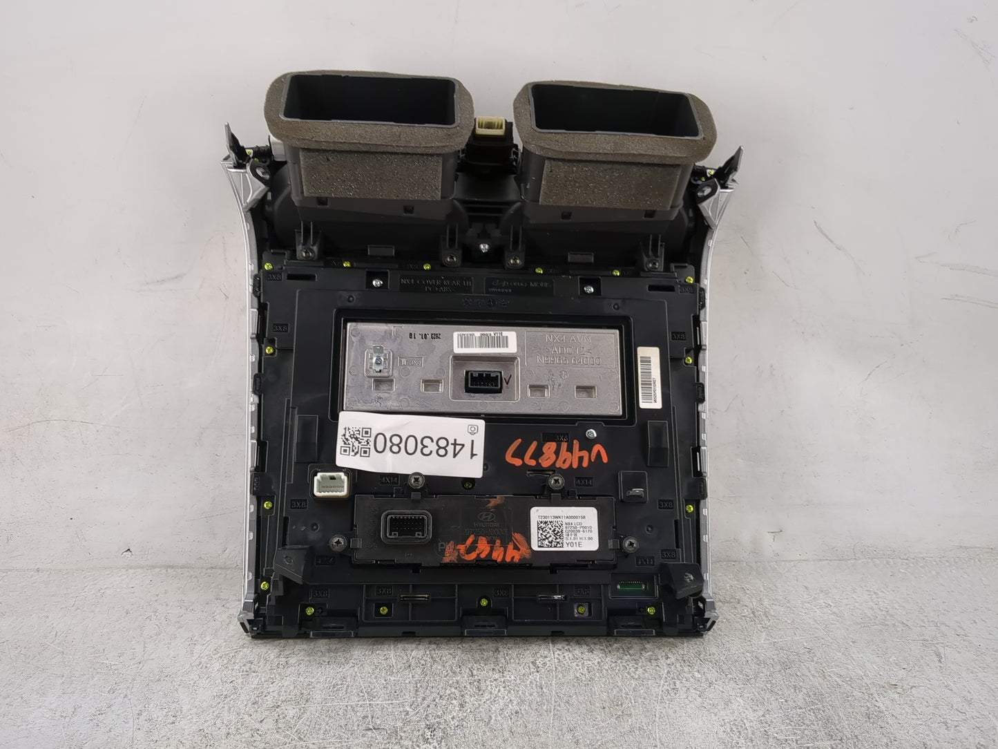 2022 Hyundai Tucson Climate Control Module Temperature AC/Heater Replacement P/N:97250-P0010 Fits OEM Used Auto Parts - Oemu