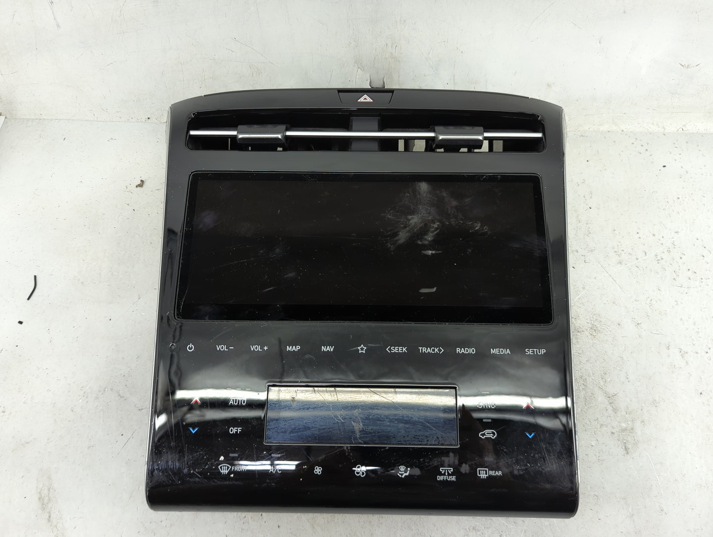 2022 Hyundai Tucson Climate Control Module Temperature AC/Heater Replacement P/N:97250-CW300 EC200NXACA Fits OEM Used Auto P