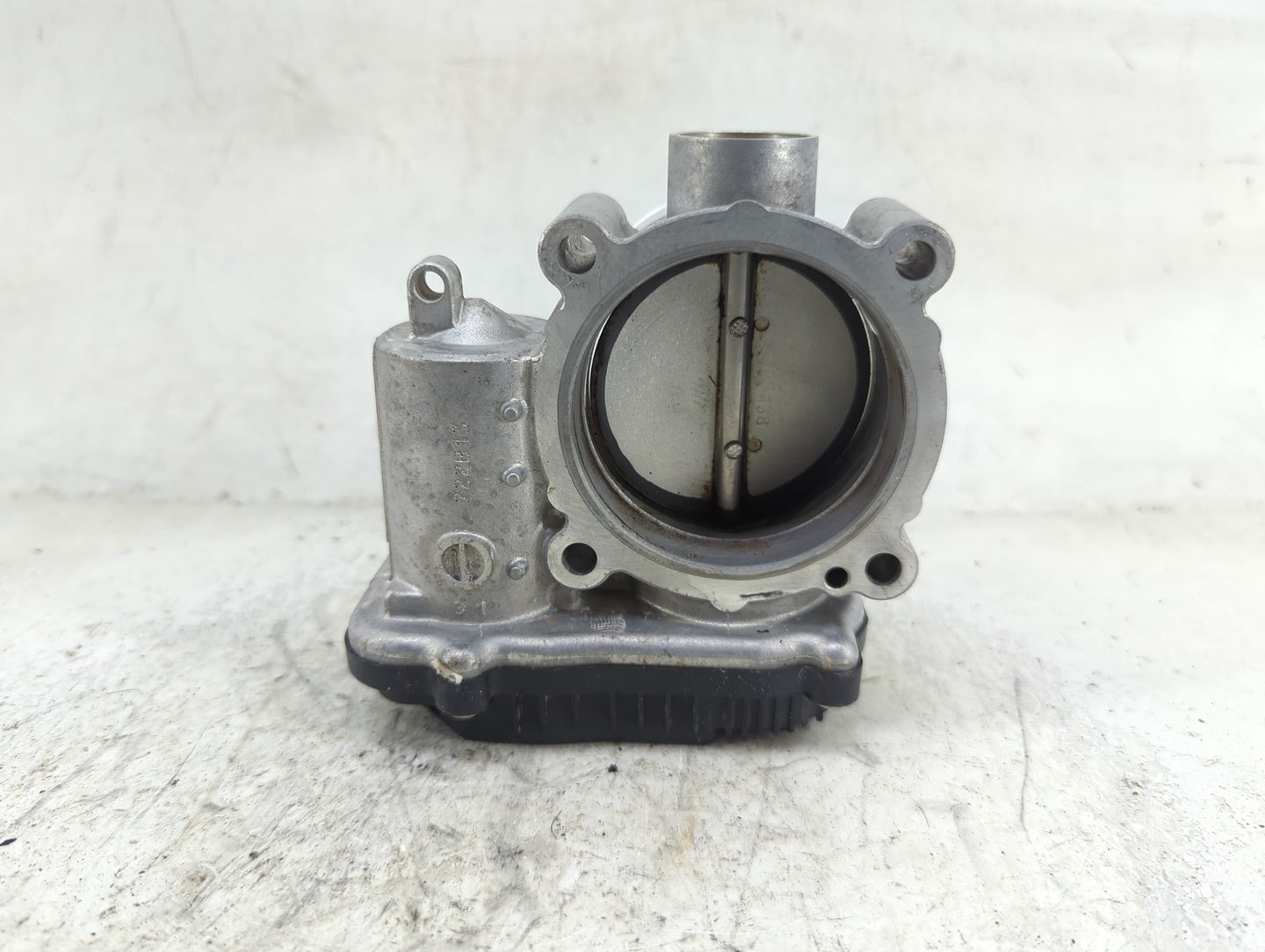 2022 Hyundai Tucson Throttle Body P/N:35100-2S000 9045040031 Fits Fits 2020 2021 2023 OEM Used Auto Parts - Oemusedautoparts