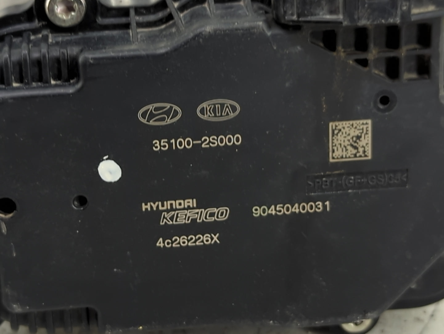 2022 Hyundai Tucson Throttle Body P/N:35100-2S000 9045040031 Fits Fits 2020 2021 2023 OEM Used Auto Parts - Oemusedautoparts