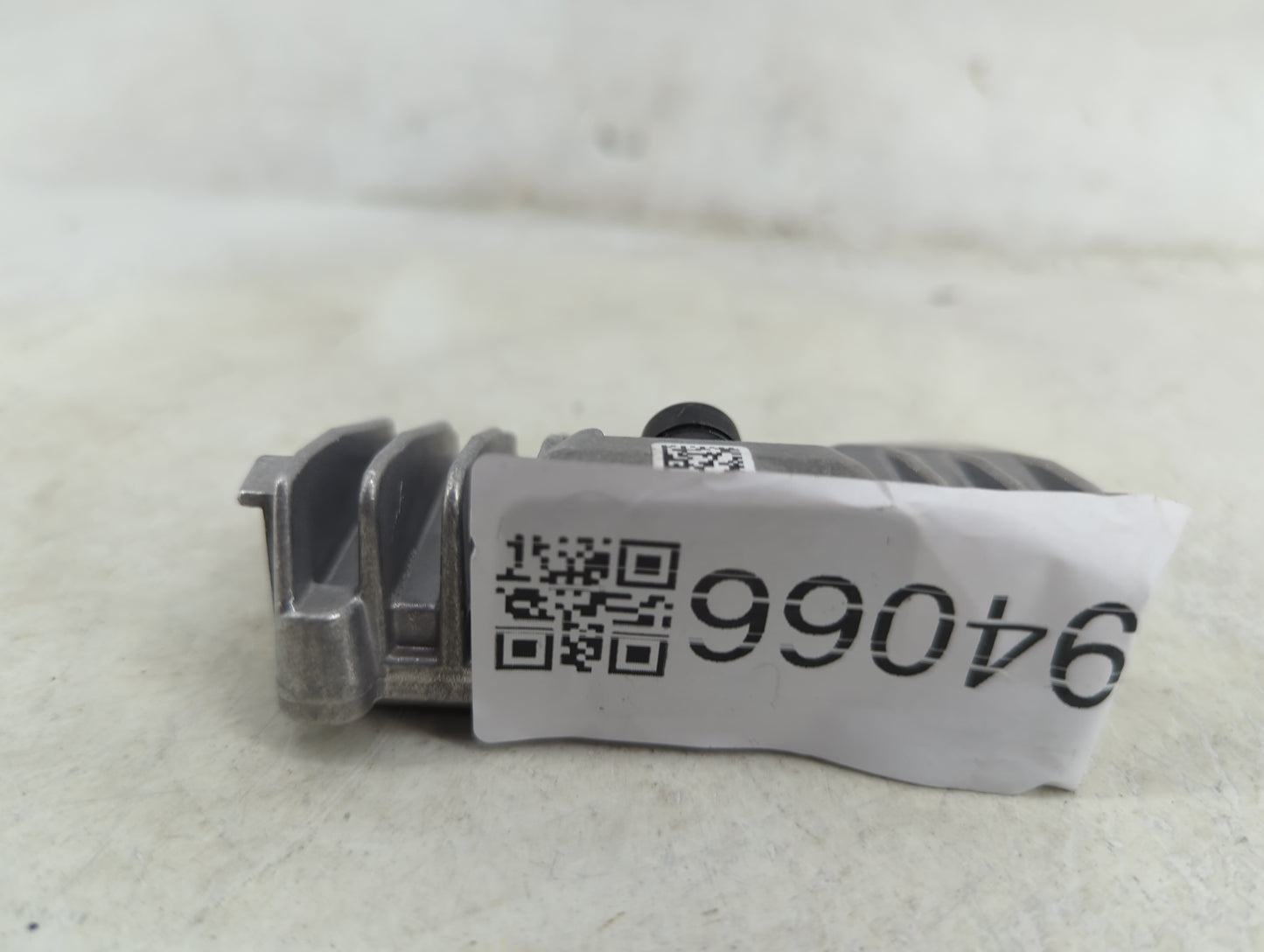 2022 Hyundai Tucson Driver Assist Control Module 99211-cw000 - Oemusedautoparts1.com