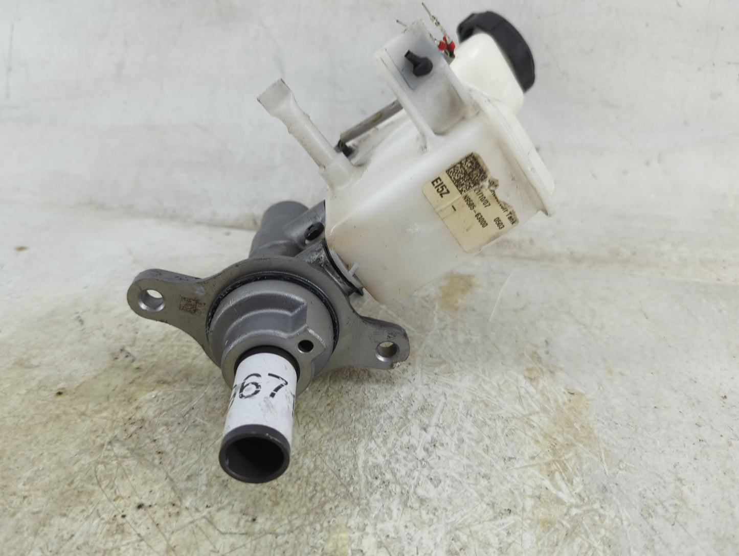 2022-2022 Hyundai Tucson Brake Master Cylinder 1496717 - Oemusedautoparts1.com