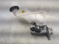 2022-2022 Hyundai Tucson Brake Master Cylinder 1497116 - Oemusedautoparts1.com