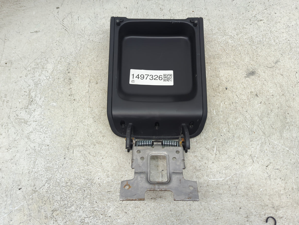 2022 Hyundai Tucson Center Console Armrest Cover Lid Fits OEM Used Auto Parts - Oemusedautoparts1.com