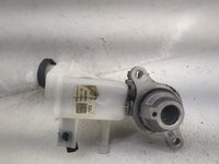 2022-2022 Hyundai Tucson Brake Master Cylinder 1498120 - Oemusedautoparts1.com
