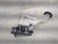 2022-2022 Hyundai Tucson Brake Master Cylinder 1498120 - Oemusedautoparts1.com