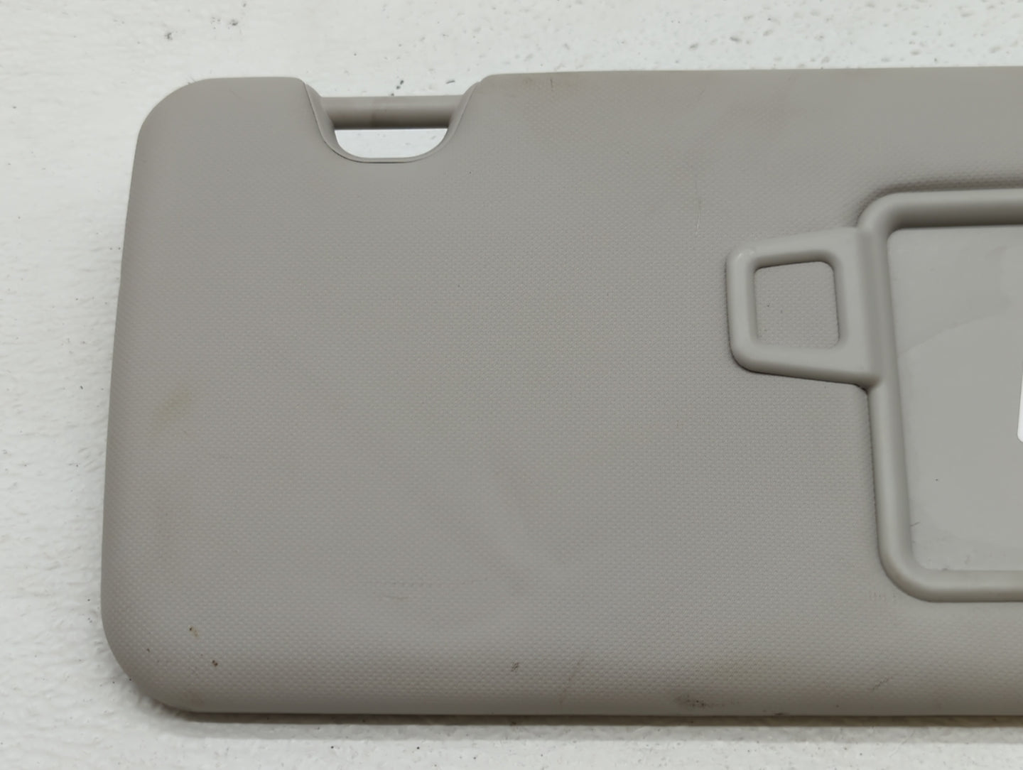 2022 Hyundai Tucson Sun Visor Shade Replacement Passenger Right Mirror Fits OEM Used Auto Parts - Oemusedautoparts1.com