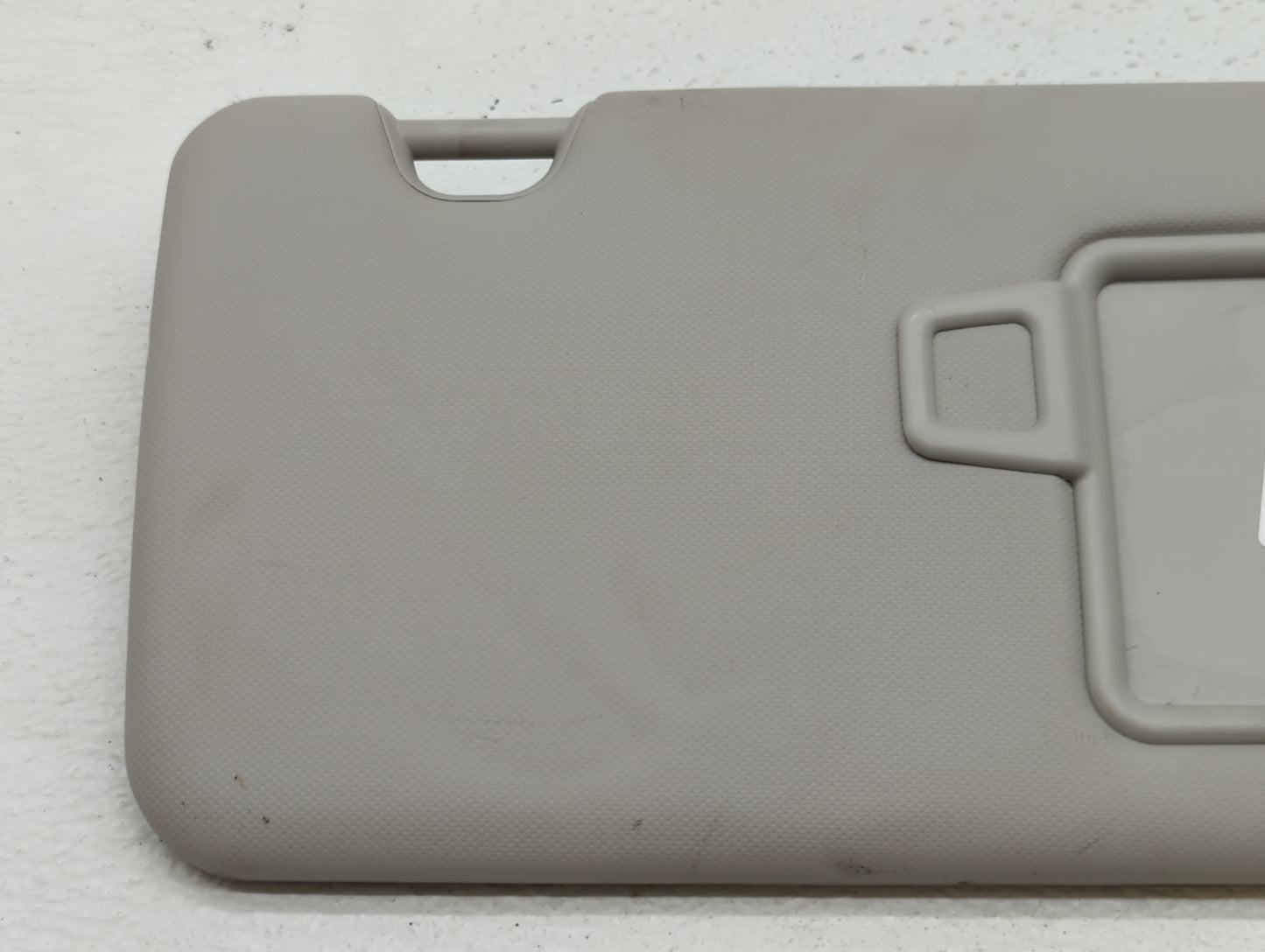 2022 Hyundai Tucson Sun Visor Shade Replacement Passenger Right Mirror Fits OEM Used Auto Parts - Oemusedautoparts1.com