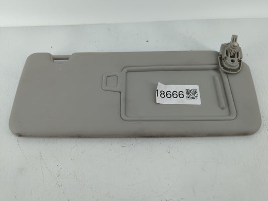 2022 Hyundai Tucson Sun Visor Shade Replacement Passenger Right Mirror Fits OEM Used Auto Parts