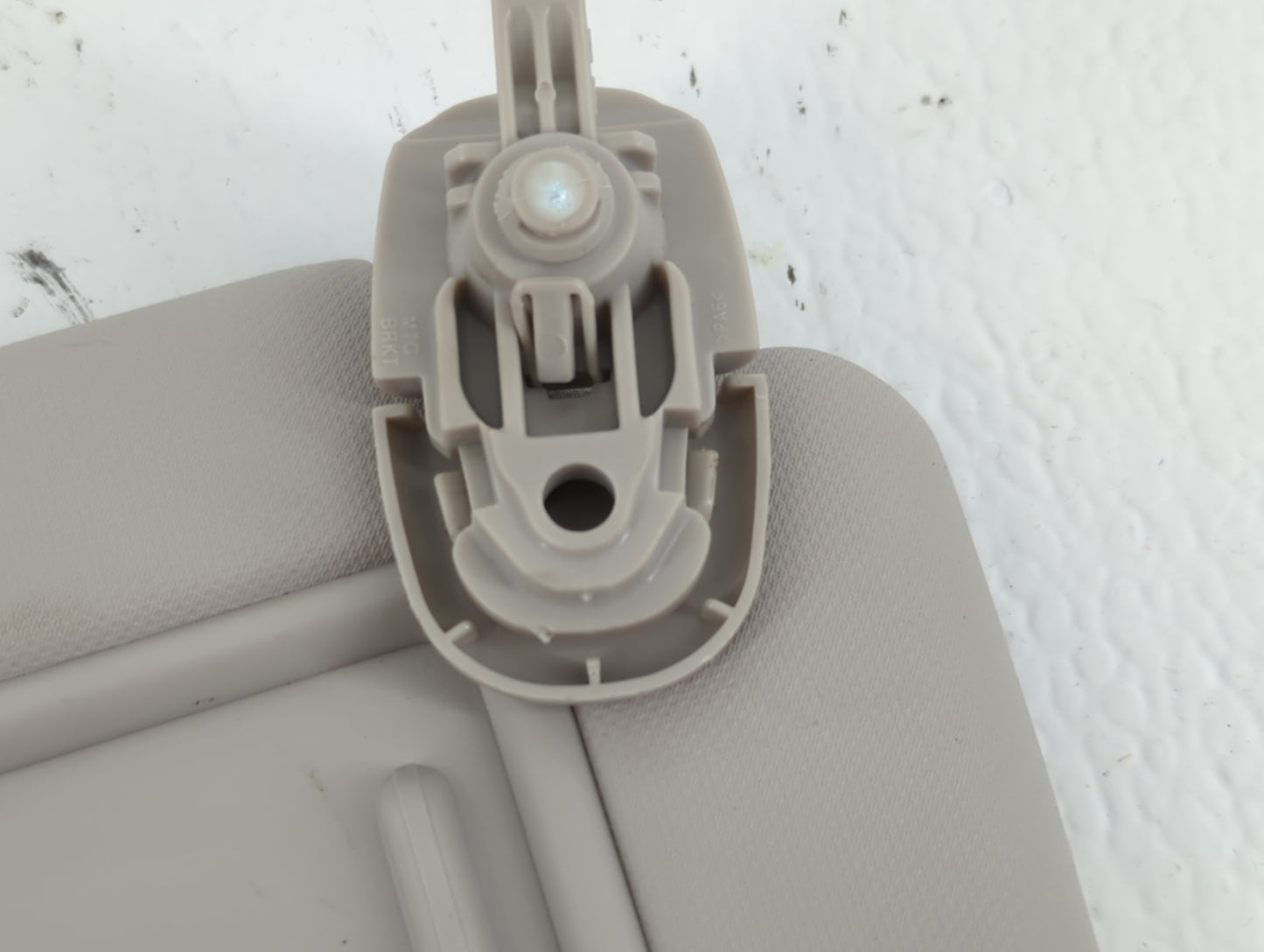 2022 Hyundai Tucson Sun Visor Shade Replacement Passenger Right Mirror Fits OEM Used Auto Parts - Oemusedautoparts1.com