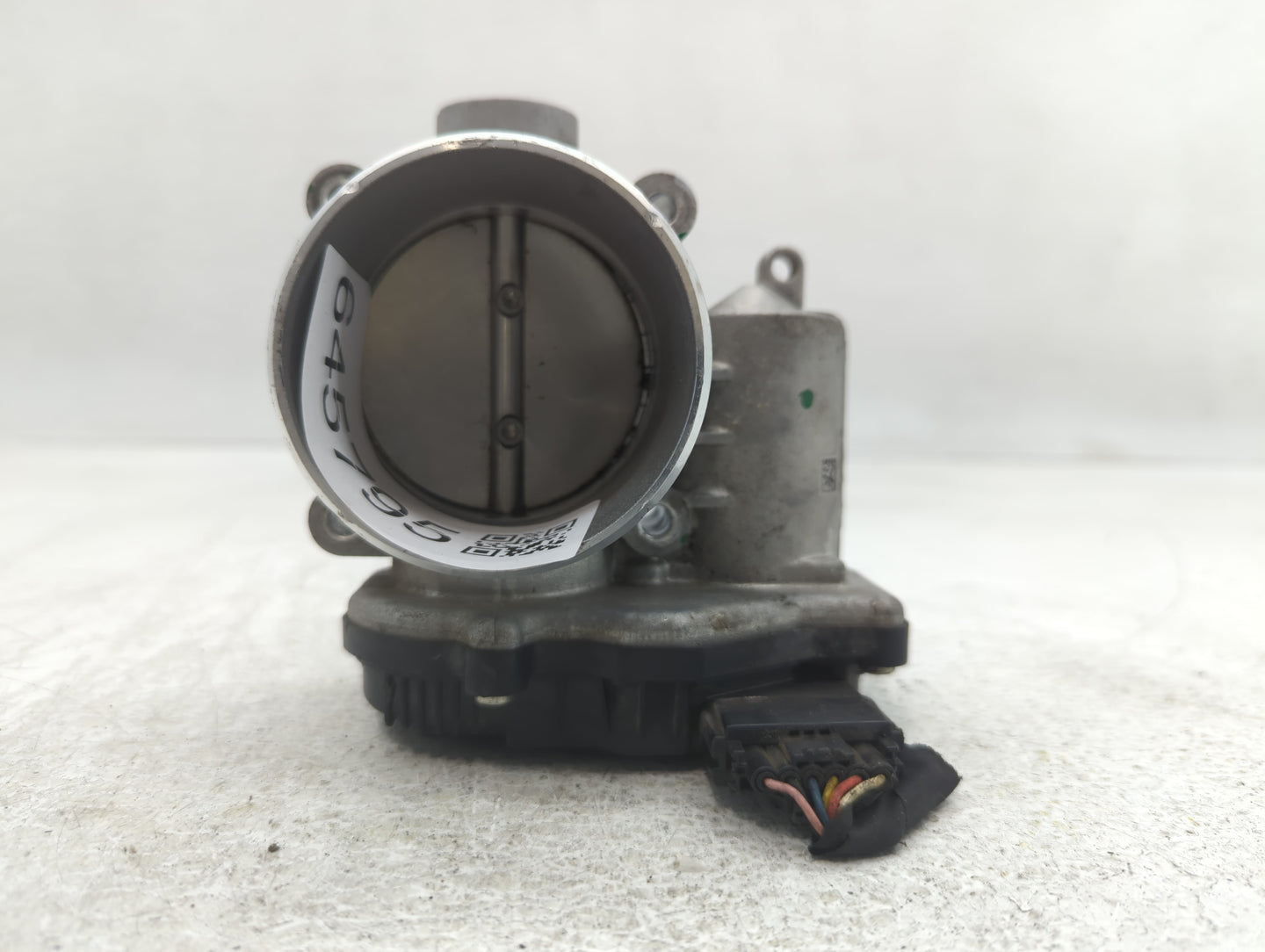 2022 Hyundai Tucson Throttle Body P/N:35100-2S000 Fits Fits 2020 2021 2023 OEM Used Auto Parts - Oemusedautoparts1.com