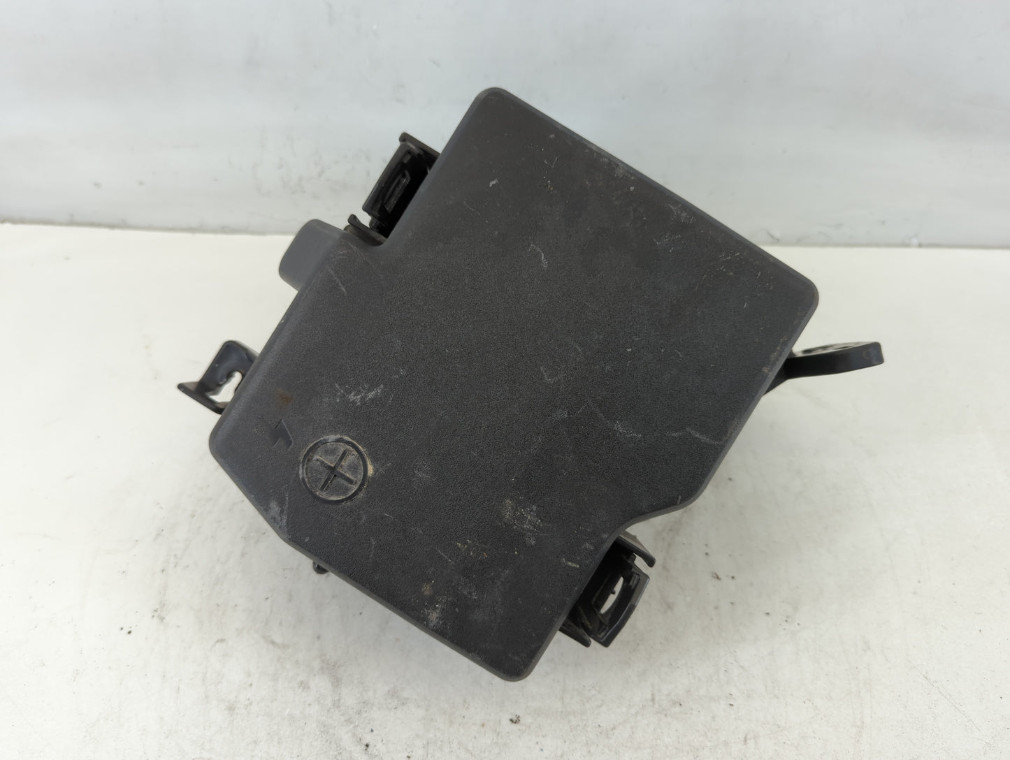 2022 Hyundai Tucson Fusebox Fuse Box Panel Relay Module P/N:919A5-N9000 Fits OEM Used Auto Parts - Oemusedautoparts1.com
