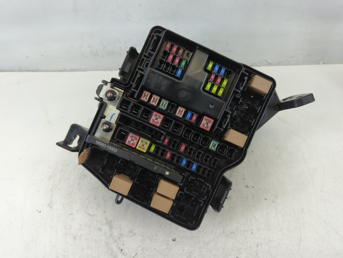 2022 Hyundai Tucson Fusebox Fuse Box Panel Relay Module P/N:919A5-N9000 Fits OEM Used Auto Parts - Oemusedautoparts1.com