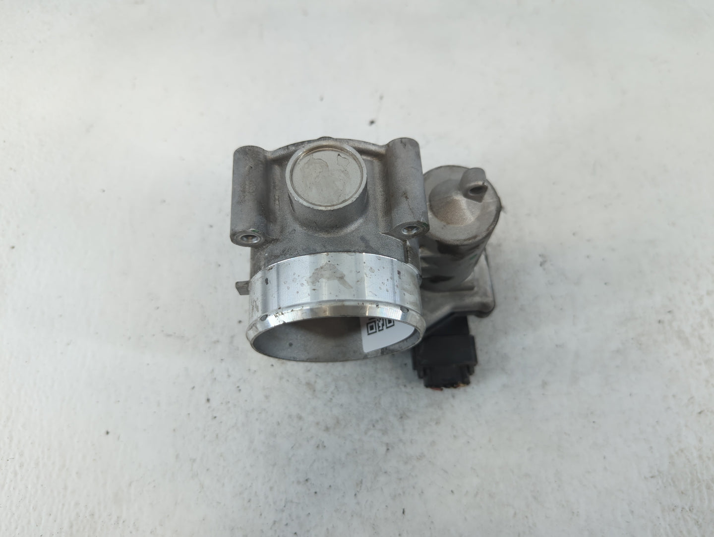 2022 Hyundai Tucson Throttle Body P/N:35100-2S000 Fits Fits 2020 2021 2023 OEM Used Auto Parts - Oemusedautoparts1.com