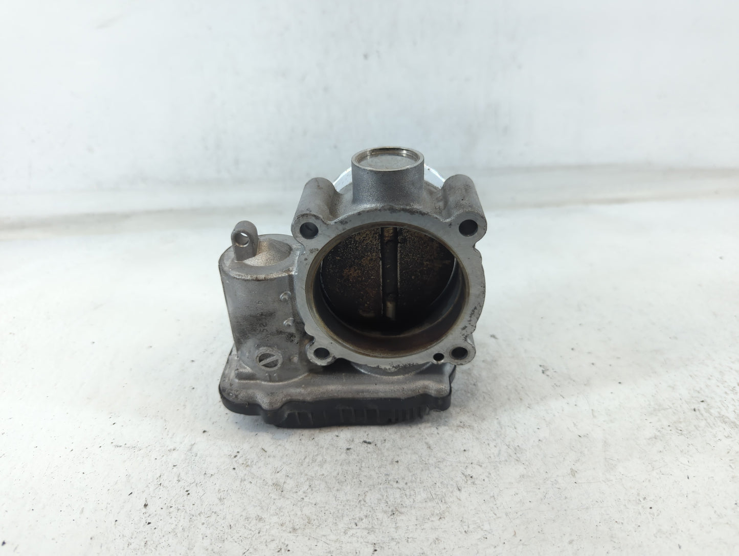 2022 Hyundai Tucson Throttle Body P/N:35100-2S000 Fits Fits 2020 2021 2023 OEM Used Auto Parts - Oemusedautoparts1.com