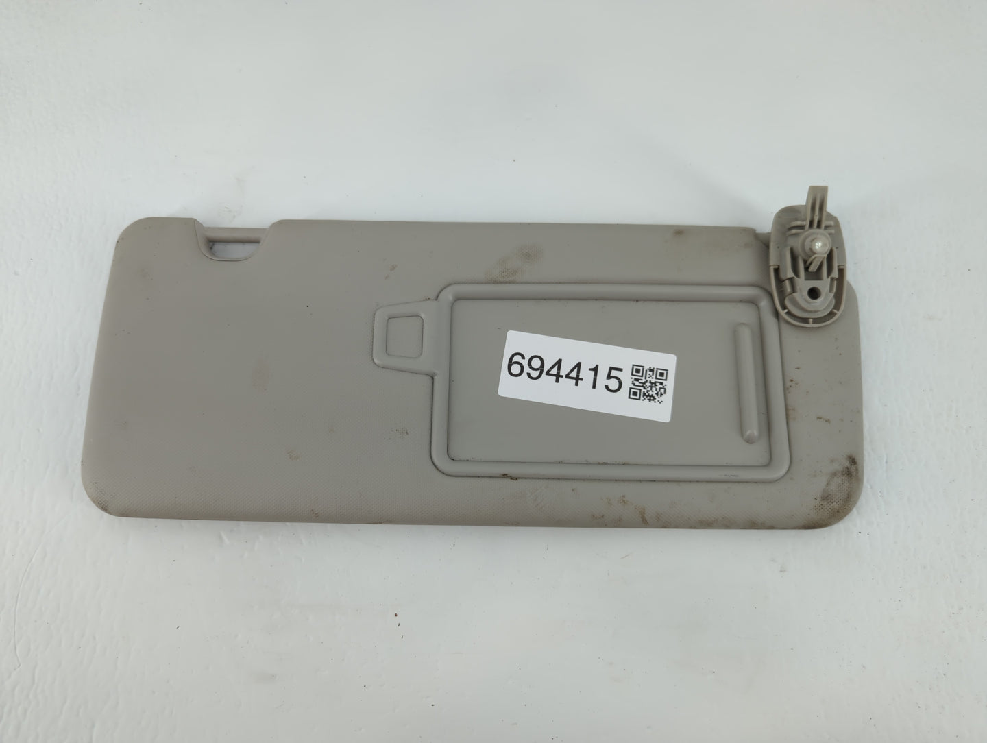 2022 Hyundai Tucson Sun Visor Shade Replacement Passenger Right Mirror Fits OEM Used Auto Parts - Oemusedautoparts1.com