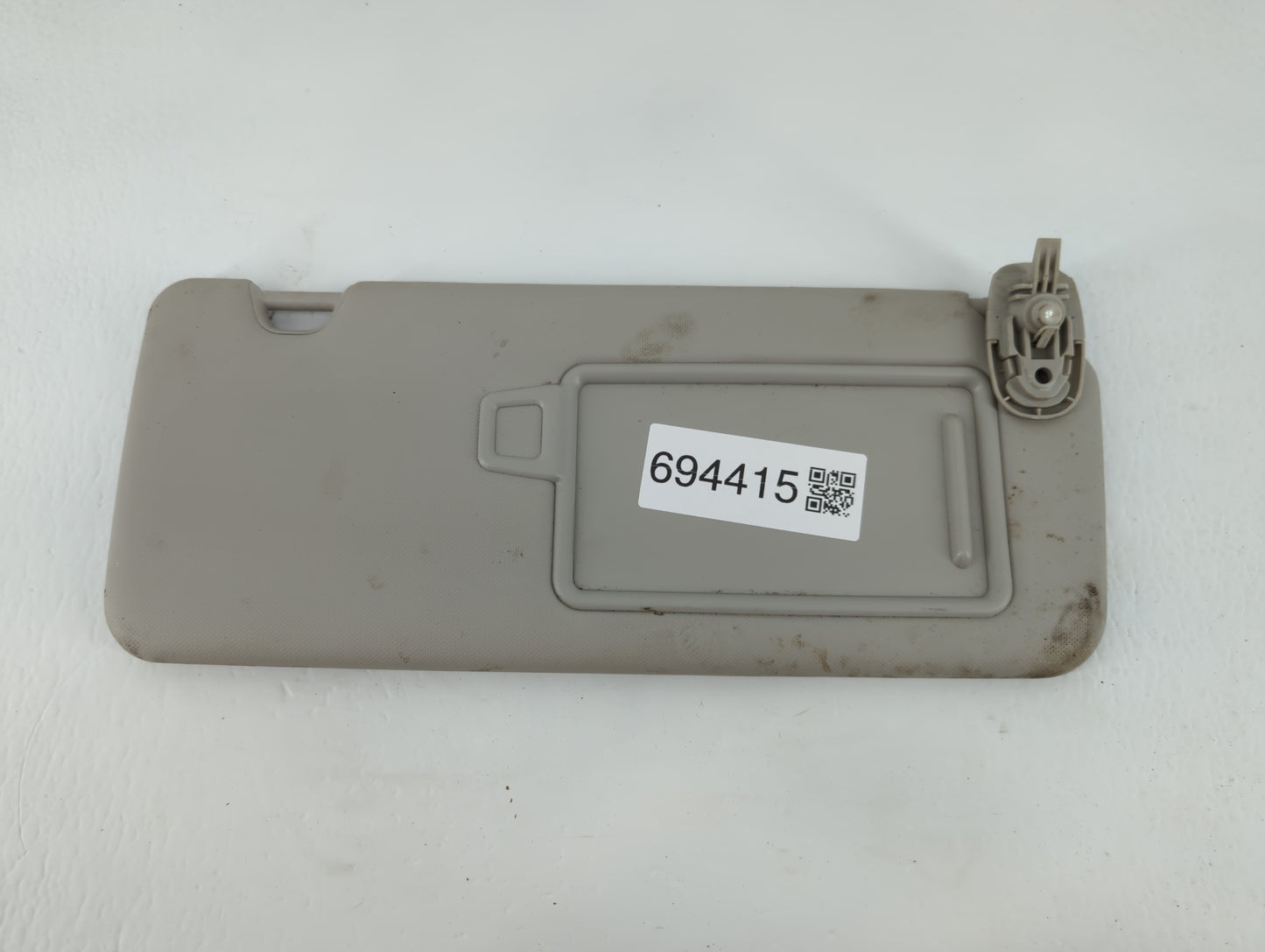 2022 Hyundai Tucson Sun Visor Shade Replacement Passenger Right Mirror Fits OEM Used Auto Parts - Oemusedautoparts1.com