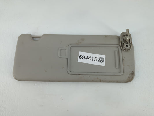 2022 Hyundai Tucson Sun Visor Shade Replacement Passenger Right Mirror Fits OEM Used Auto Parts