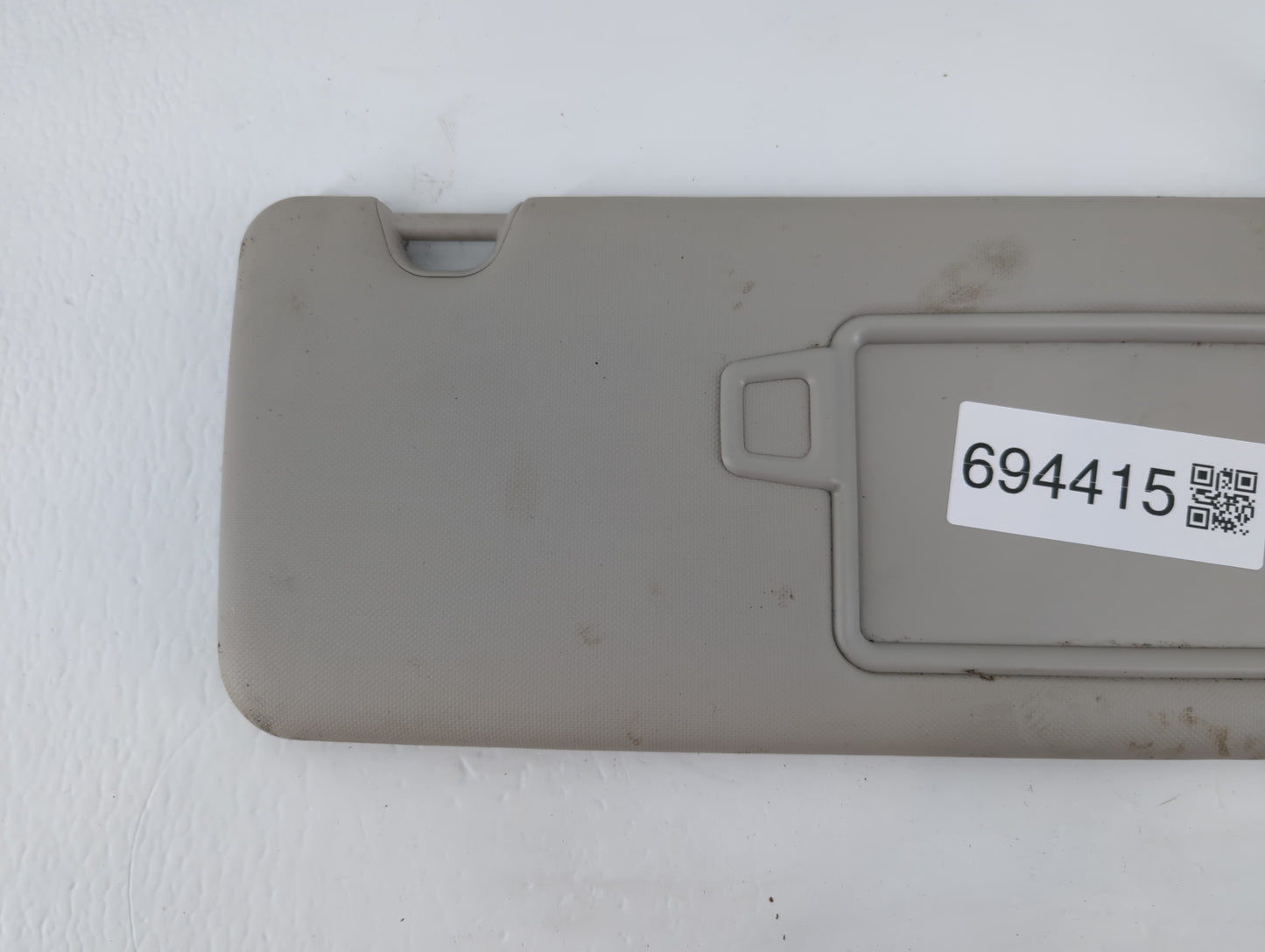 2022 Hyundai Tucson Sun Visor Shade Replacement Passenger Right Mirror Fits OEM Used Auto Parts - Oemusedautoparts1.com
