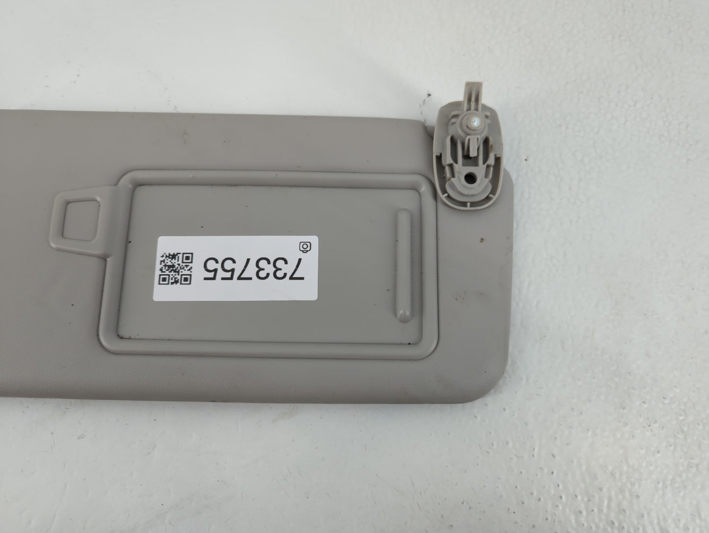 2022 Hyundai Tucson Sun Visor Shade Replacement Passenger Right Mirror Fits OEM Used Auto Parts - Oemusedautoparts1.com