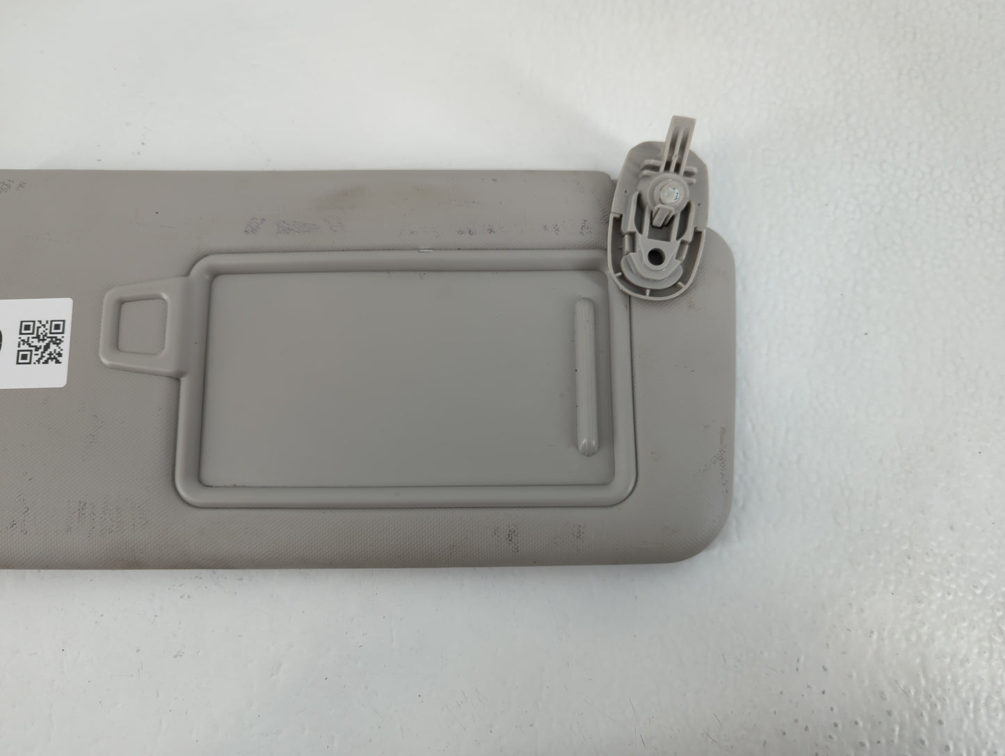 2022 Hyundai Tucson Sun Visor Shade Replacement Passenger Right Mirror Fits OEM Used Auto Parts - Oemusedautoparts1.com