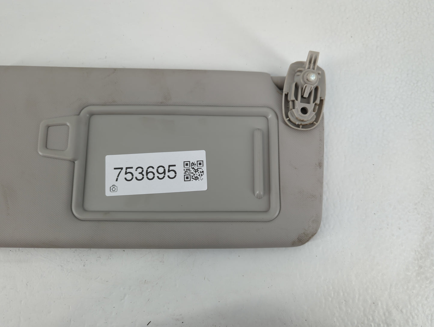 2022 Hyundai Tucson Sun Visor Shade Replacement Passenger Right Mirror Fits OEM Used Auto Parts - Oemusedautoparts1.com