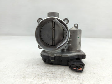 2022 Hyundai Tucson Throttle Body P/N:35100-2S000 Fits Fits 2020 2021 2023 OEM Used Auto Parts - Oemusedautoparts1.com