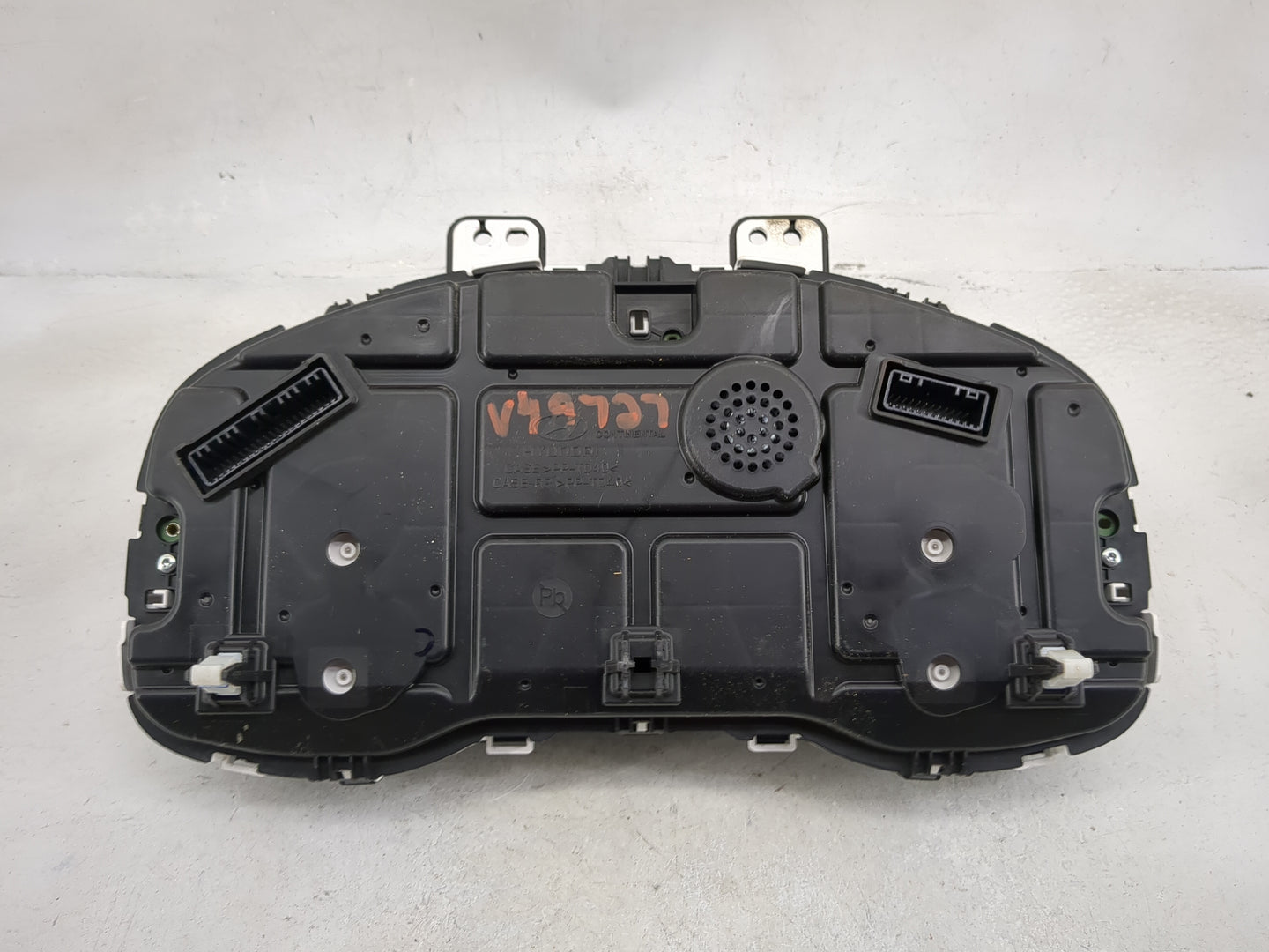 2020 Hyundai Venue Instrument Cluster Speedometer Gauges P/N:94011-K2090 Miles: Fits OEM Used Auto Parts - Oemusedautoparts1