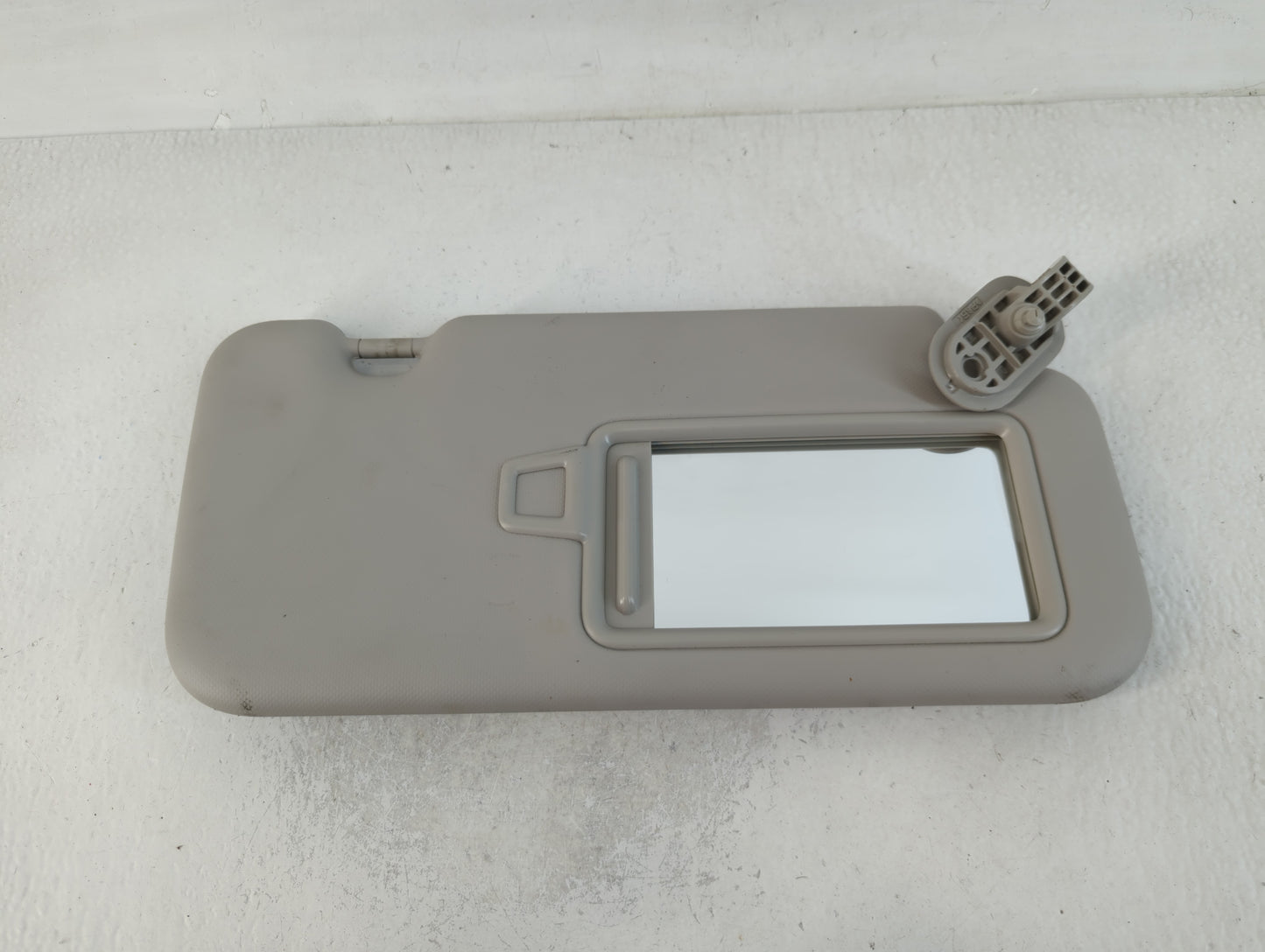 2020 Hyundai Venue Sun Visor Shade Replacement Passenger Right Mirror Fits OEM Used Auto Parts - Oemusedautoparts1.com