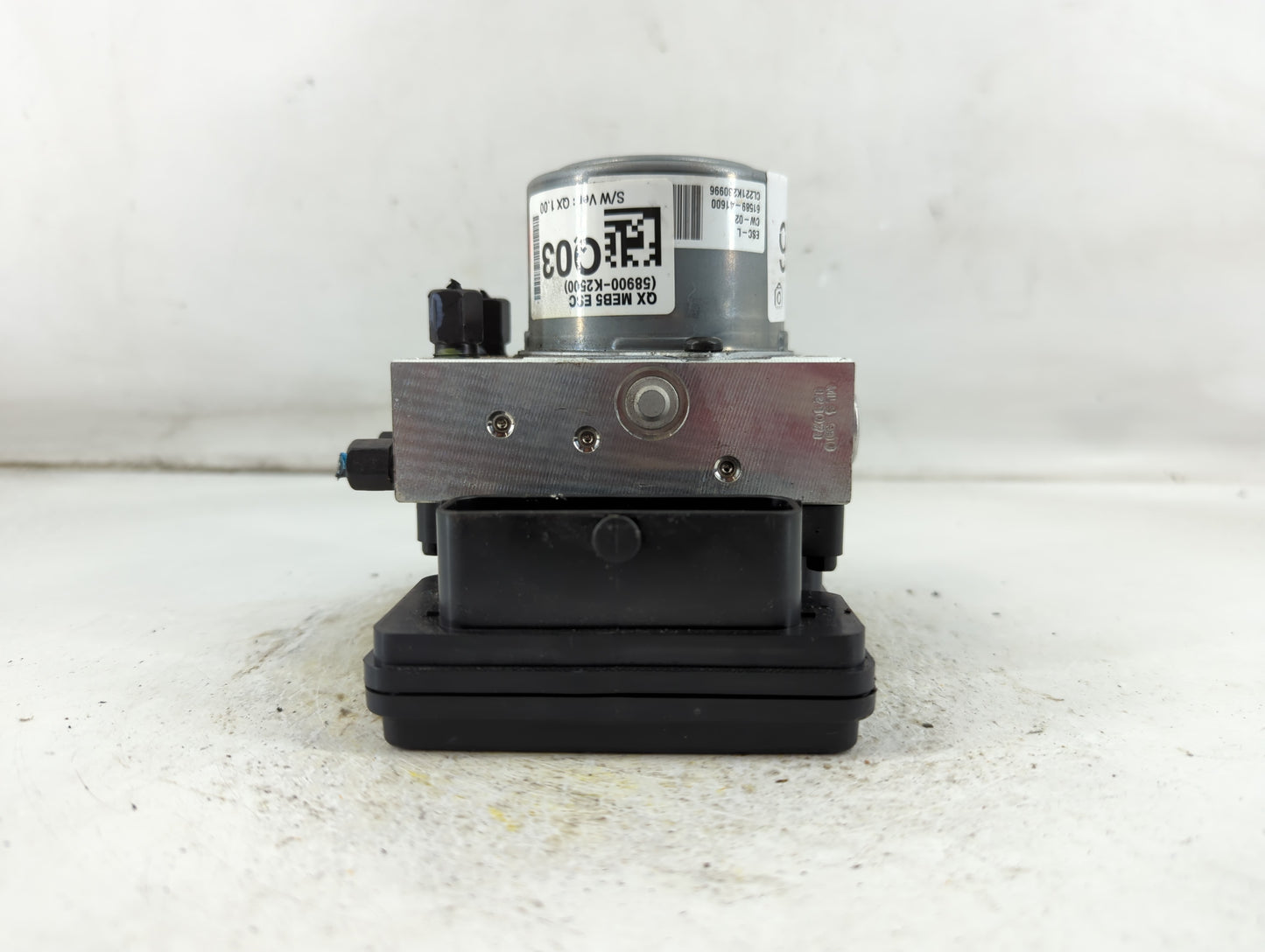 2020 Hyundai Venue ABS Pump Control Module Replacement P/N:58900-K2500 Fits OEM Used Auto Parts - Oemusedautoparts1.com