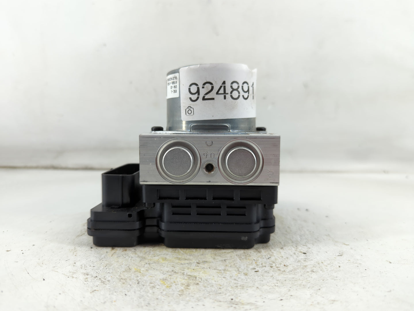 2020 Hyundai Venue ABS Pump Control Module Replacement P/N:58900-K2500 Fits OEM Used Auto Parts - Oemusedautoparts1.com