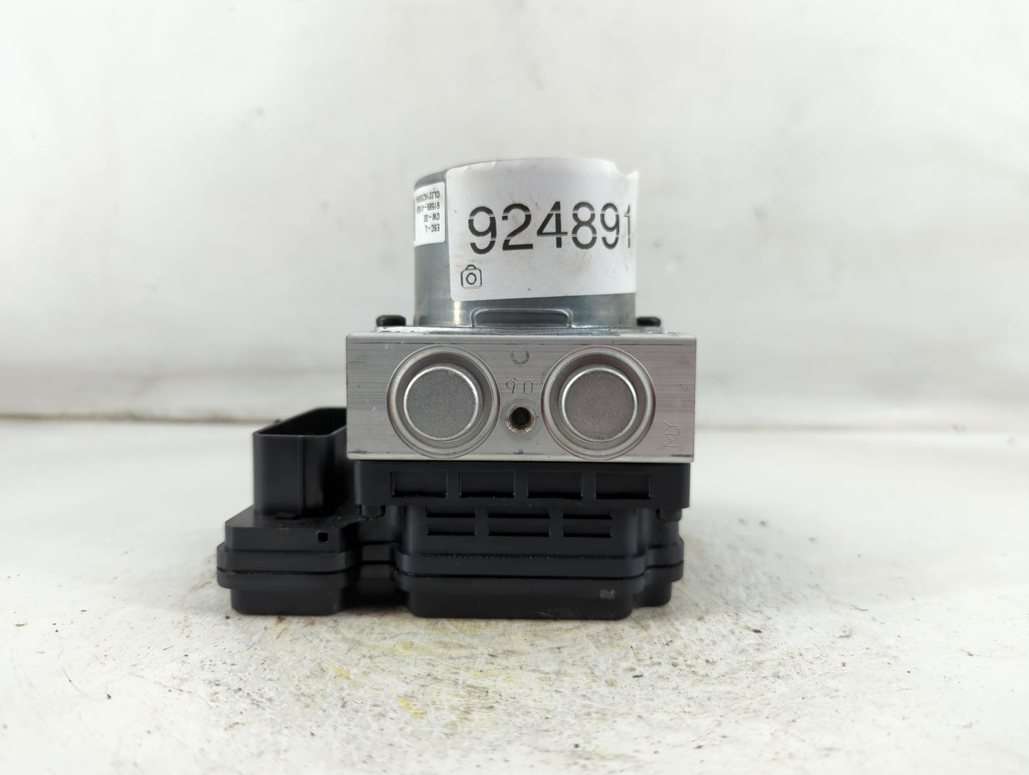 2020 Hyundai Venue ABS Pump Control Module Replacement P/N:58900-K2500 Fits OEM Used Auto Parts - Oemusedautoparts1.com
