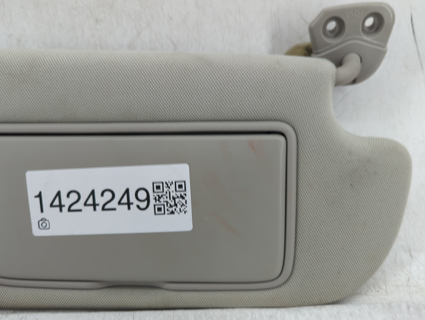 2014-2020 Infiniti Q50 Sun Visor Shade Replacement Passenger Right Mirror Fits Fits 2014 2015 2016 2017 2018 2019 2020 OEM U