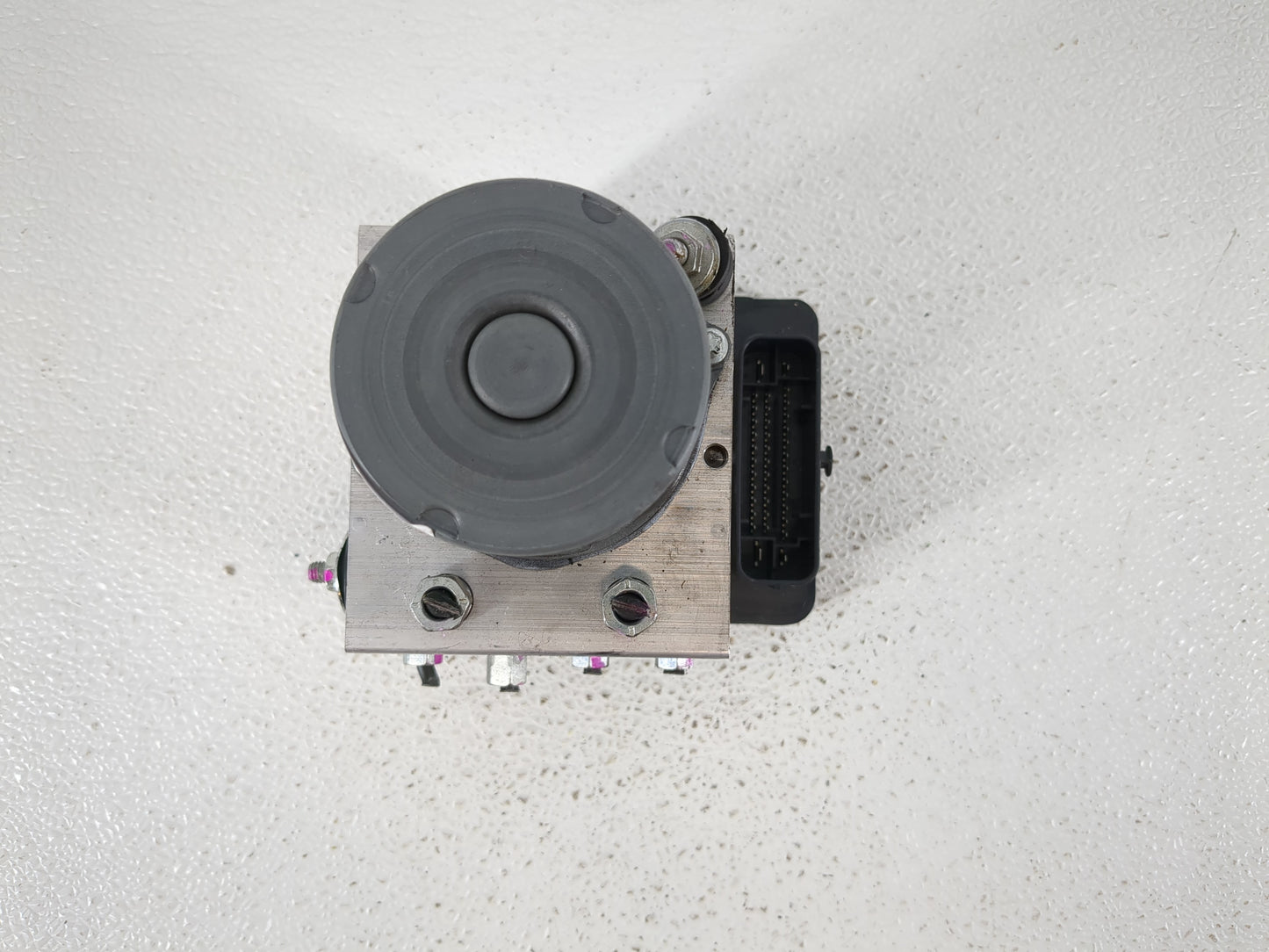 2022 Infiniti Qx50 ABS Pump Control Module Replacement P/N:47660 5VS00 Fits OEM Used Auto Parts - Oemusedautoparts1.com