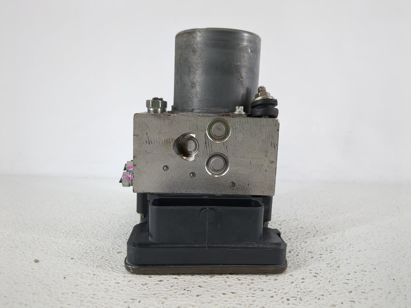 2022 Infiniti Qx50 ABS Pump Control Module Replacement P/N:47660 5VS00 Fits OEM Used Auto Parts - Oemusedautoparts1.com