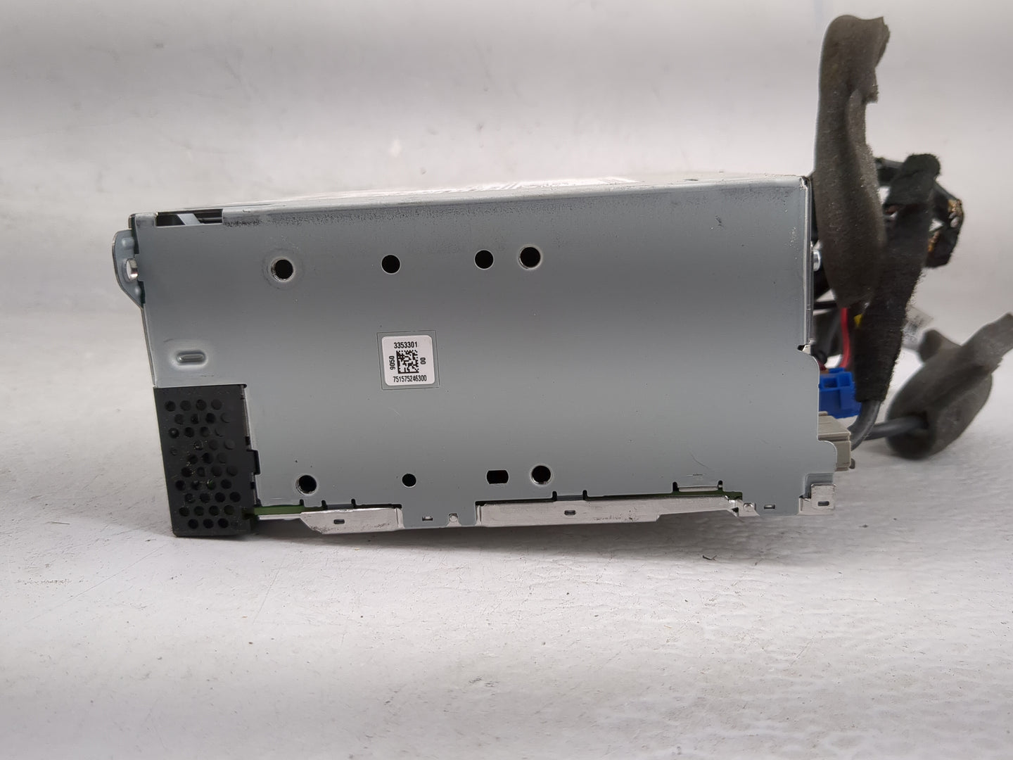 2019-2020 Infiniti Qx50 Radio AM FM Cd Player Receiver Replacement Fits Fits 2019 2020 OEM Used Auto Parts - Oemusedautopart