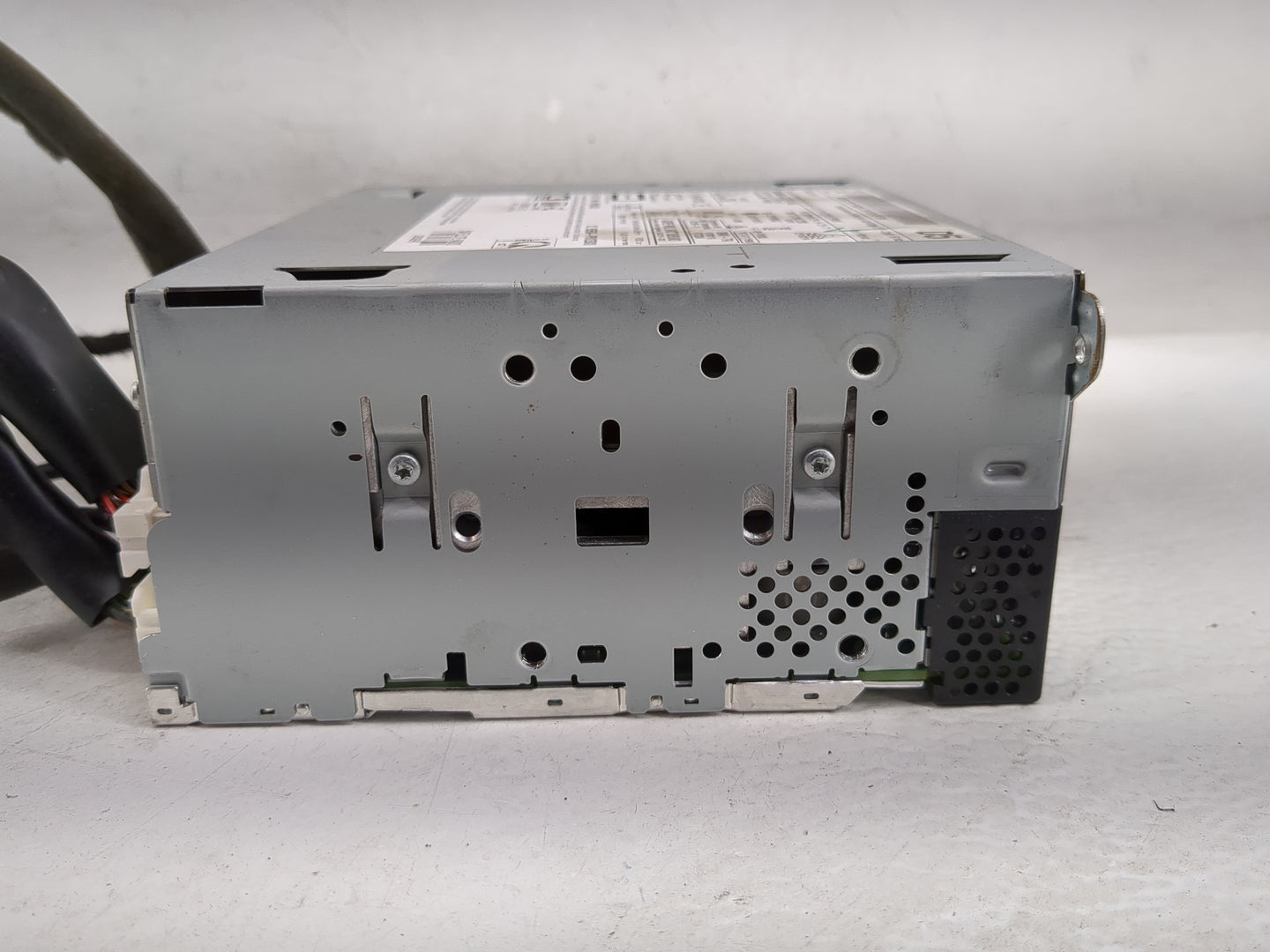 2019-2020 Infiniti Qx50 Radio AM FM Cd Player Receiver Replacement Fits Fits 2019 2020 OEM Used Auto Parts - Oemusedautopart