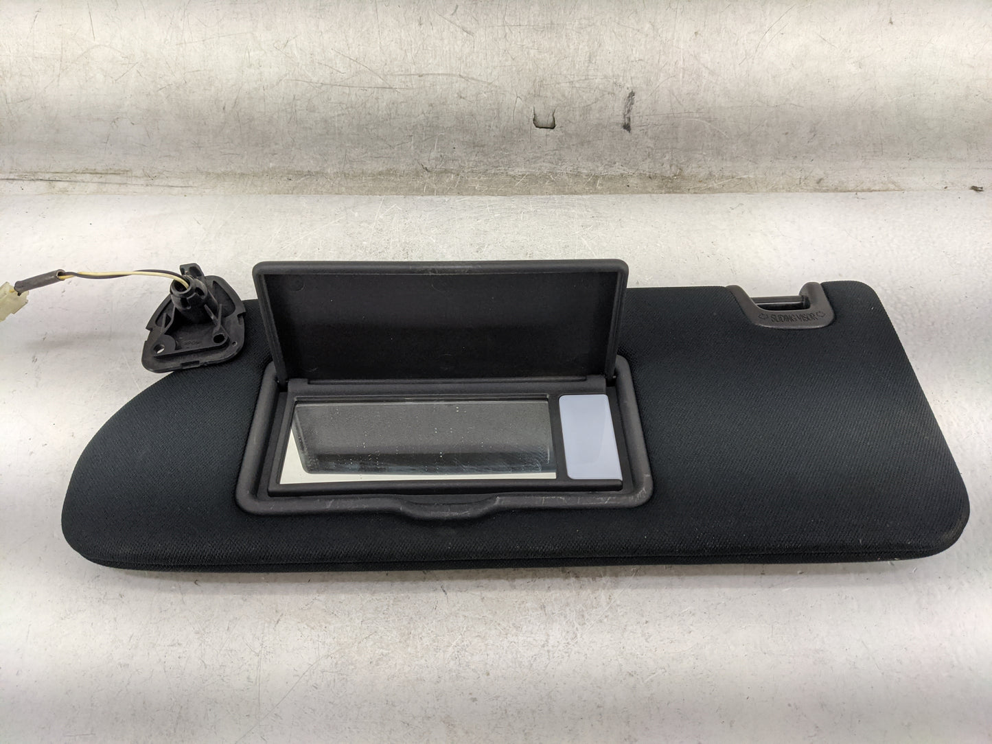 2022 Infiniti Qx55 Sun Visor Shade Replacement Driver Left Mirror Fits OEM Used Auto Parts - Oemusedautoparts1.com