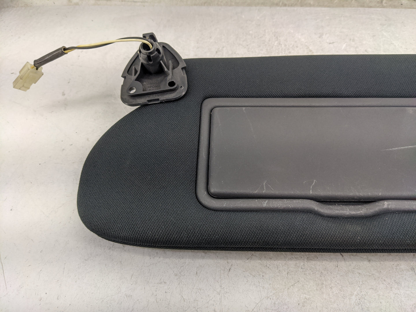 2022 Infiniti Qx55 Sun Visor Shade Replacement Driver Left Mirror Fits OEM Used Auto Parts - Oemusedautoparts1.com