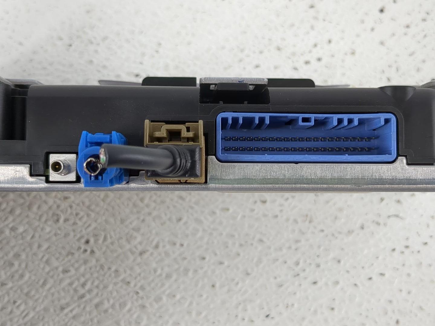 Infiniti Qx56 Telematics Control Module 282755sn9b - Oemusedautoparts1.com