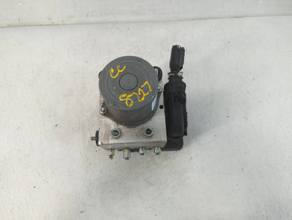 2022 Infiniti Qx56 Anti-Lock Brake ABS Pump Module Actuator OEM P/N:47660 5NA00 Fits Fits 2019 2020 OEM Used Auto Parts - Oe