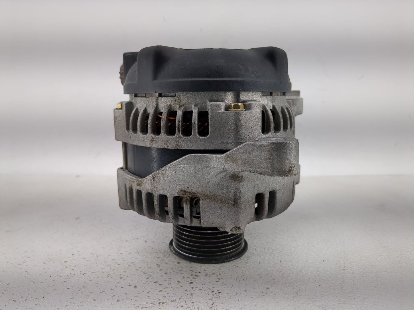 2014-2022 Jeep Cherokee Alternator Replacement Generator Charging Assembly Engine OEM Fits OEM Used Auto Parts - Oemusedauto